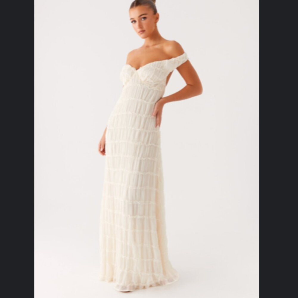 Embrace Maxi-Peppermayo